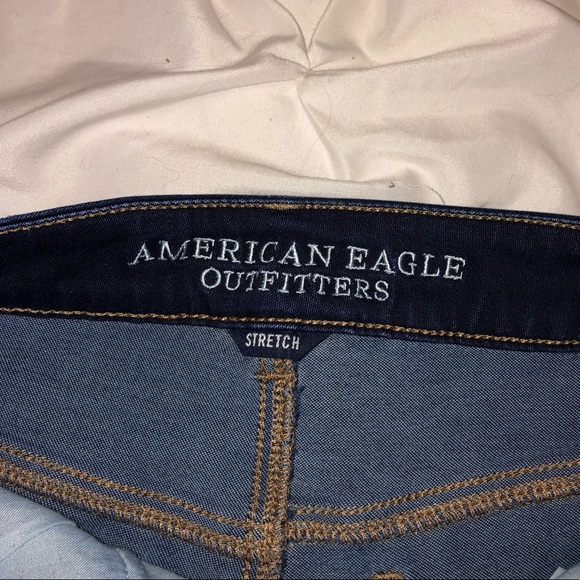 AE High Rise Shorts - Picture 4 of 4